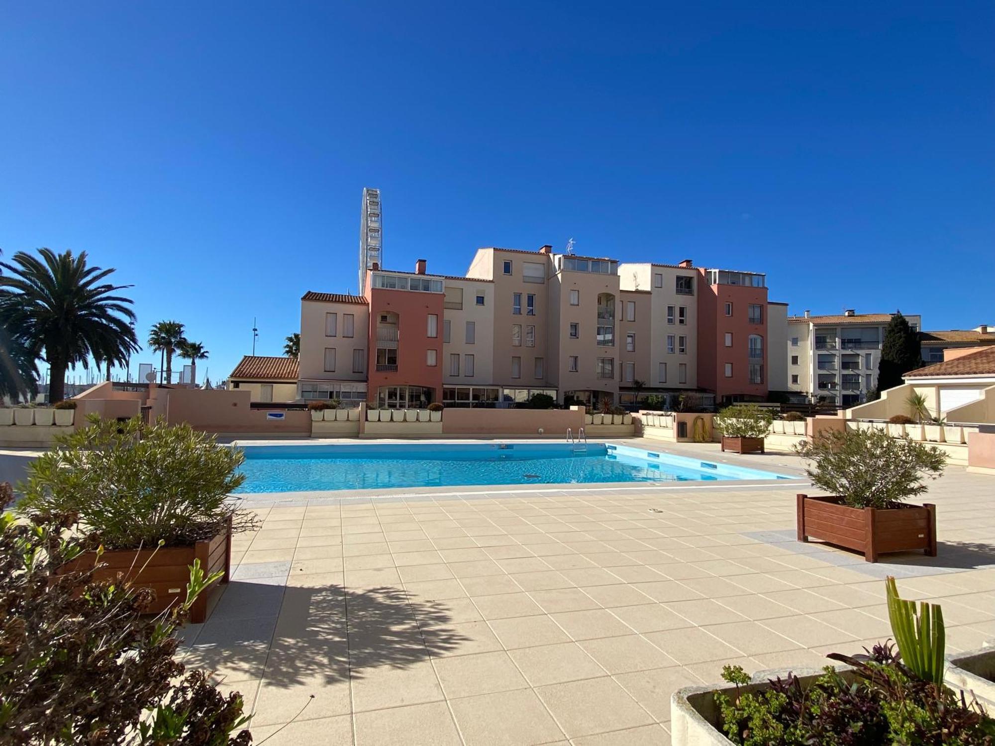 Studio Centre Port Avec Piscine Residence Port Richelieu 아그 외부 사진